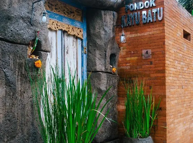 Kayu Batu Ubud (Bali)